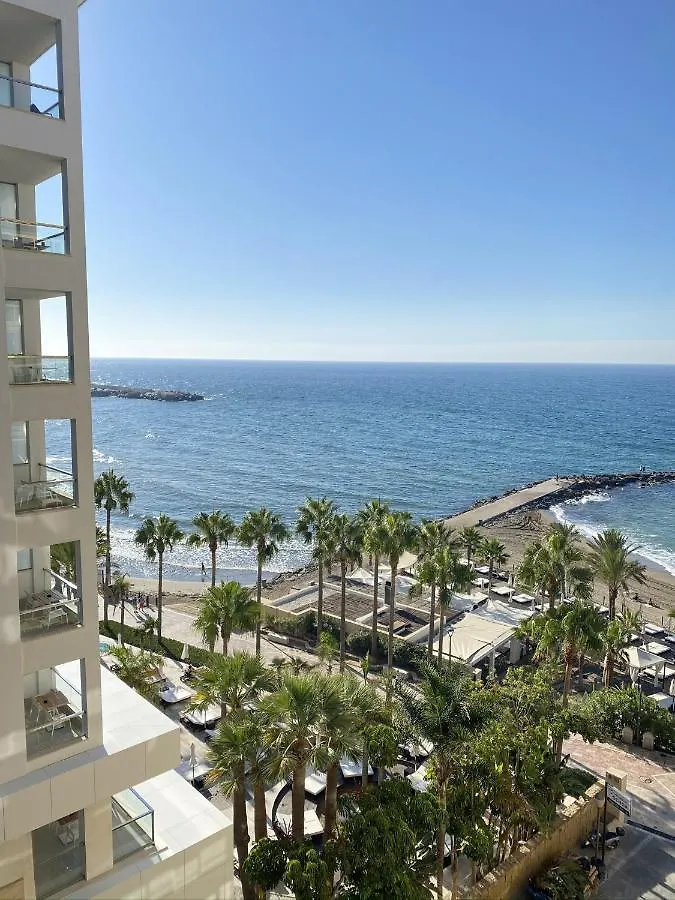 Precioso Apartamento En Primera Linea De Playa contacts